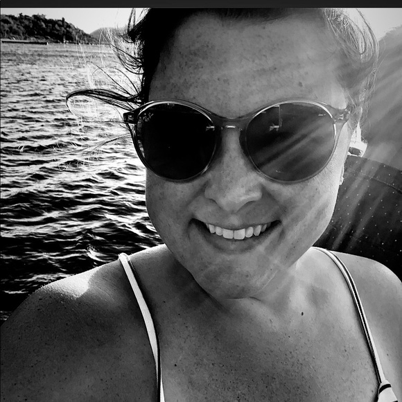 Meet your posher - Picture 1 of 1